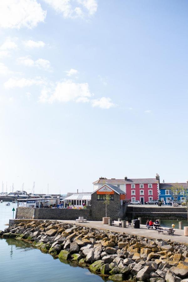 John Lewis Apartment Aberaeron Exteriér fotografie