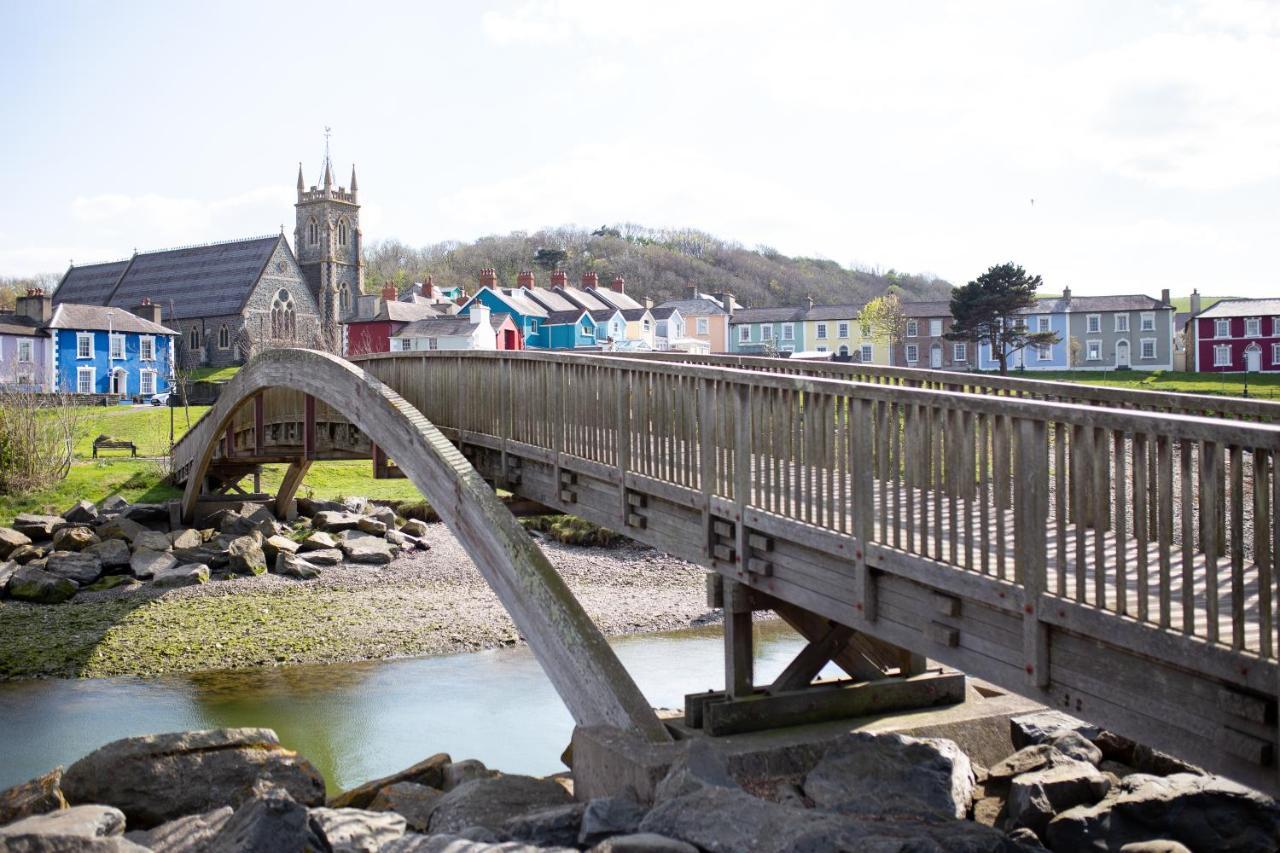 John Lewis Apartment Aberaeron Exteriér fotografie